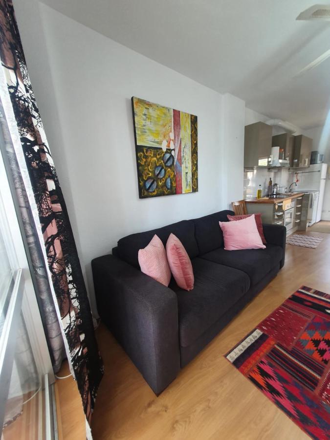 Modern, Cozy Studio N:O 120 ฟูเอนฮิโรลา ภายนอก รูปภาพ